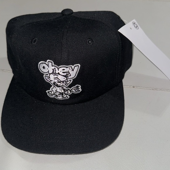 NWT OBEY Black DEVIL 6 PANEL CLASSIC SNAPBACK cap hat - Picture 3 of 6
